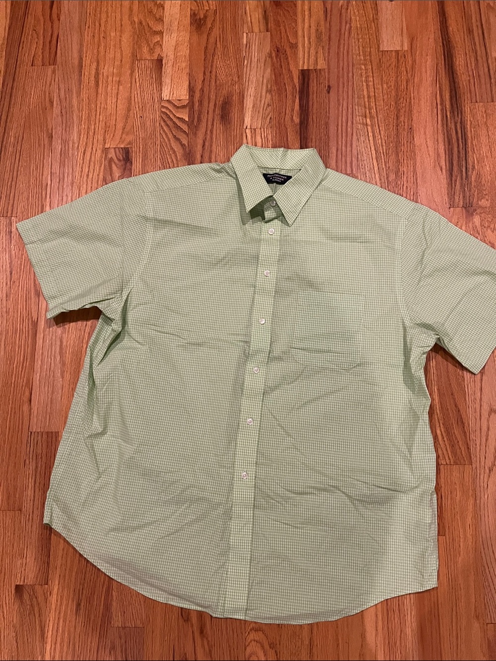 Roundtree & Yorke Light Green Short-Sleeve Button-Down Shirt